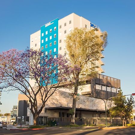 One Guadalajara Expo Hotel Eksteriør billede