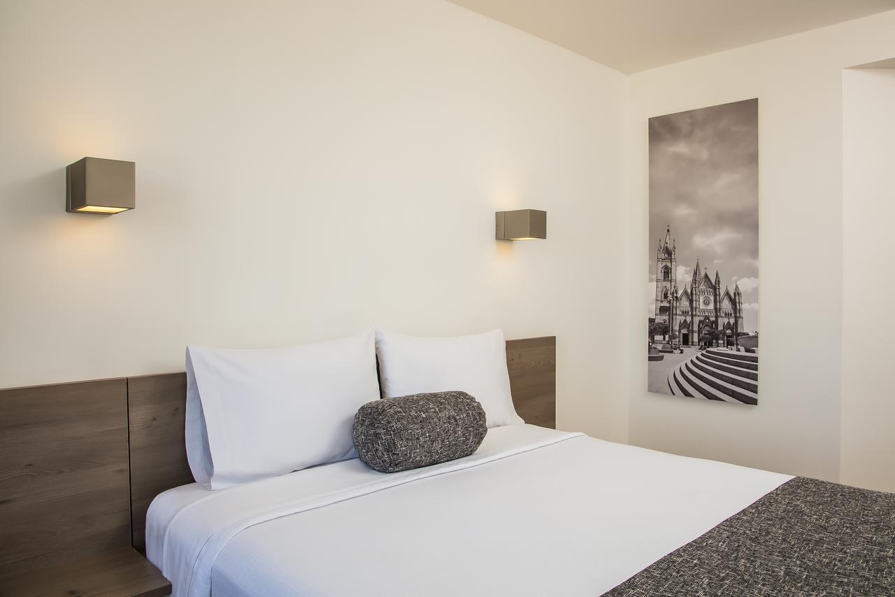 One Guadalajara Expo Hotel Eksteriør billede